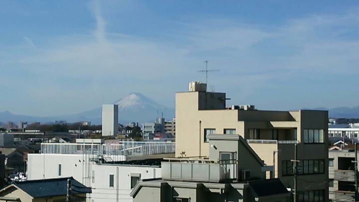 本日もNEKTON KITAGUCHI屋上から富士山を望むことができますー。