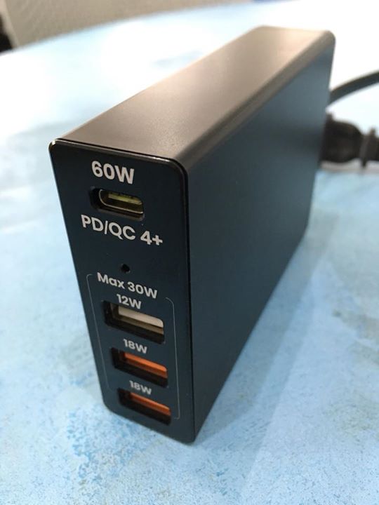 NEKTON KITAGUCHIに新しい備品が入りました！ USB-CのPD給電が可能な充電アダプタ。